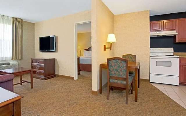 2 Bedrooms Double Suite