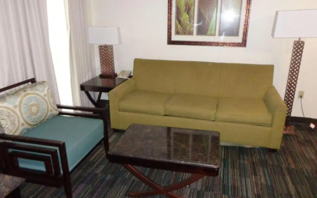 2 Bedrooms Sextuple Suite