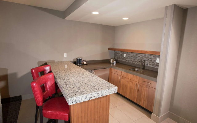 Double Suite