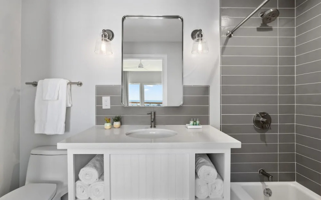 Junior Suite with balcony and with ocean view