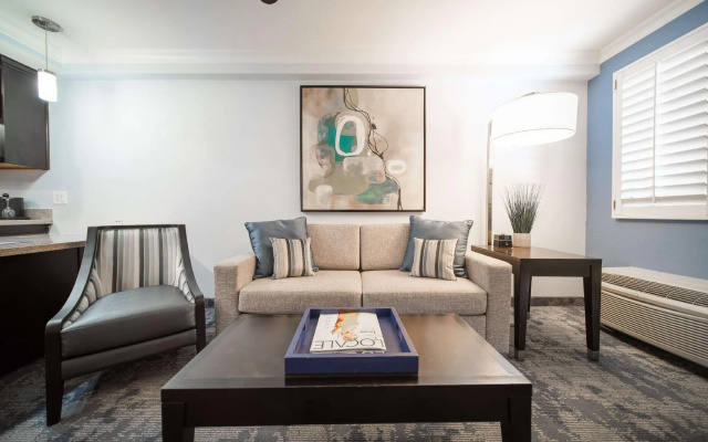 Double Suite