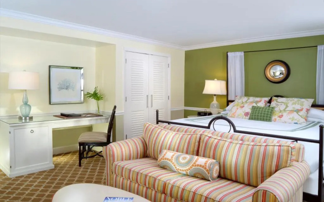 Double room with bay view