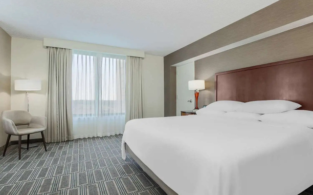 Two-room Corner Double Suite