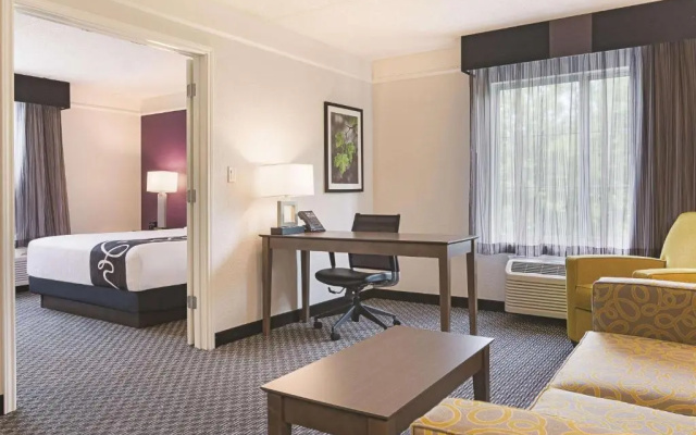 1 Bedroom Double Suite