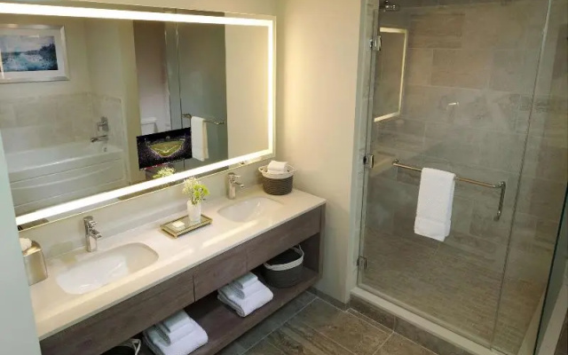 Suite oceanfront