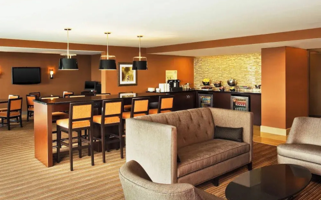 1 Bedroom Club Suite