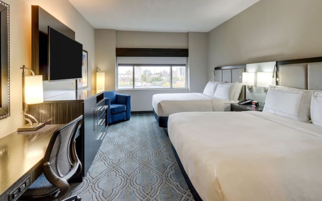 Central West End View Quadruple room