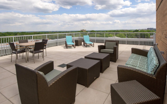 Executive Double Suite with city view