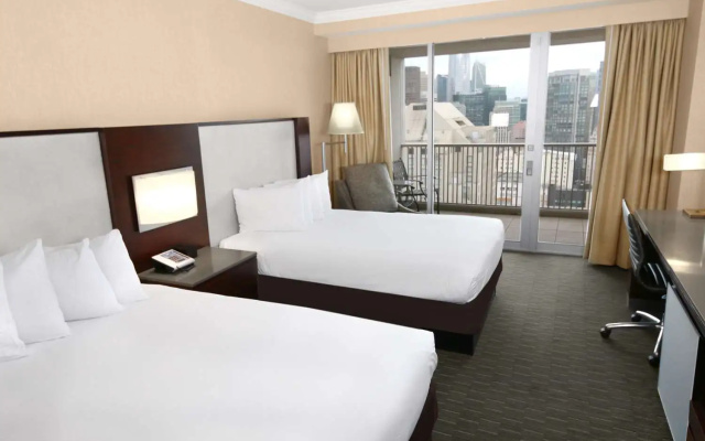 Skyline View Quadruple room with balcony