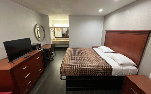 Economy room