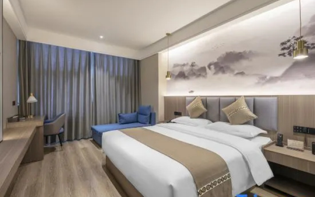 Premier room