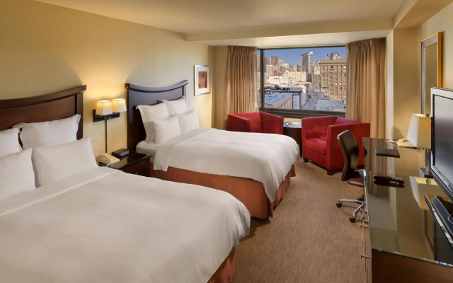 Twin room with view