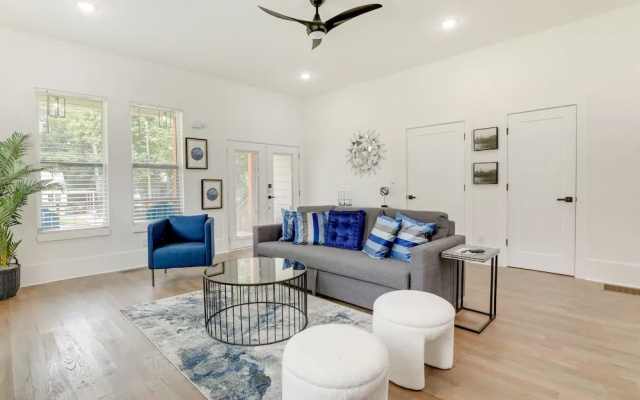 4 Bedrooms Cottage with balcony