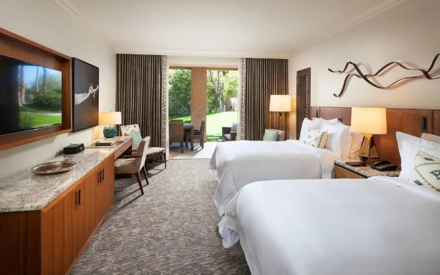 Standard Quadruple room with balcony and with pool view