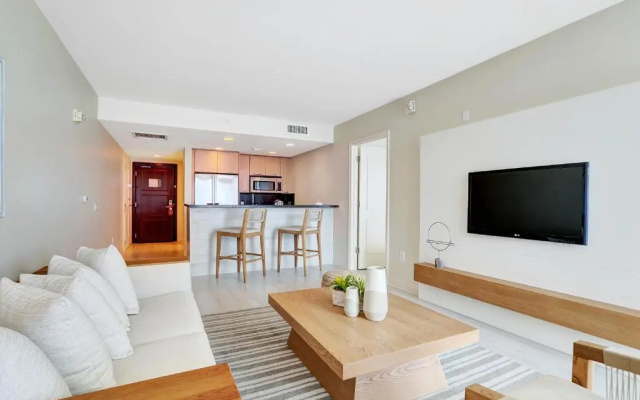 1 Bedroom Double Suite oceanfront