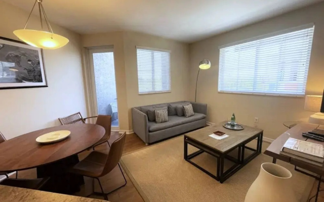 2 Bedrooms Premium Apartment