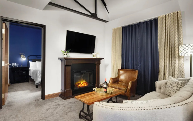 2 Bedrooms Suite