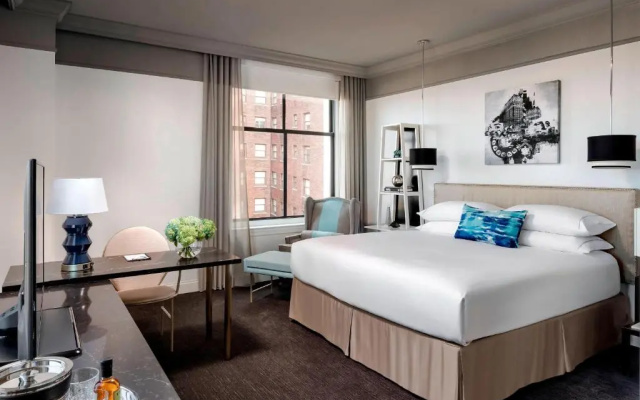 Standard Club room