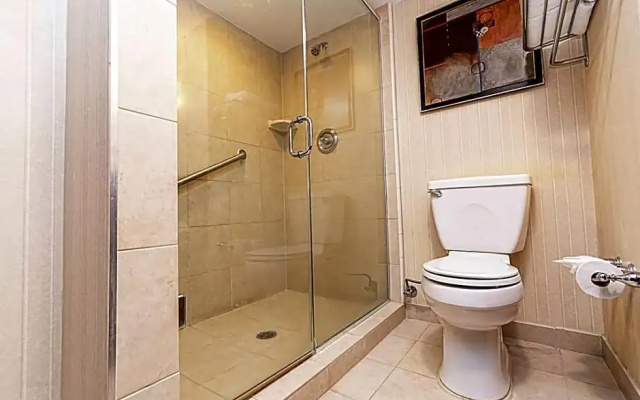 Standard room with canal view