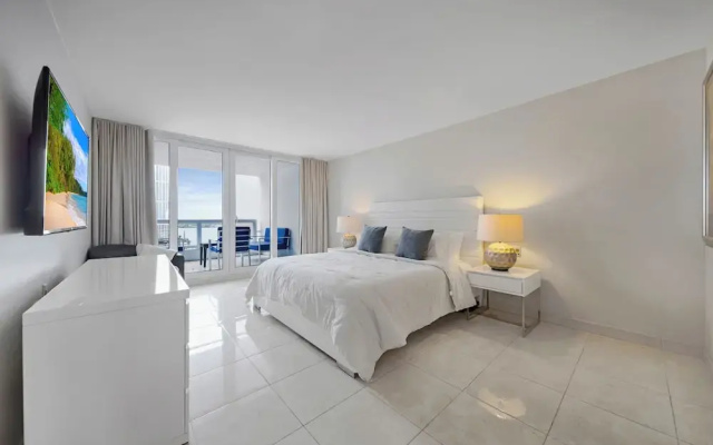 1 Bedroom Apartment with balcony