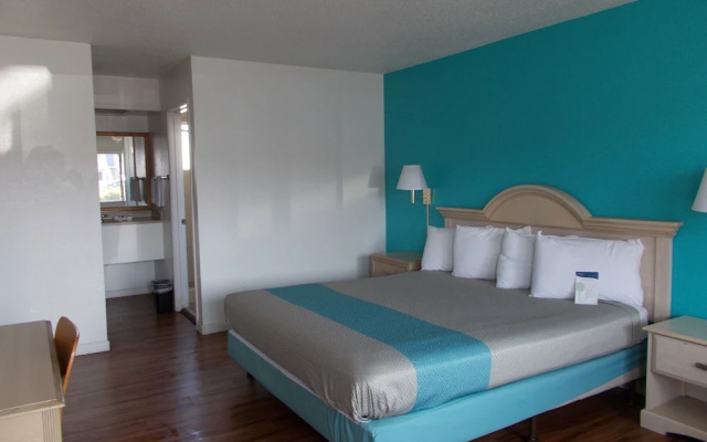 Standard Double Suite