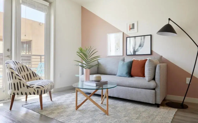 1 Bedroom Apartment