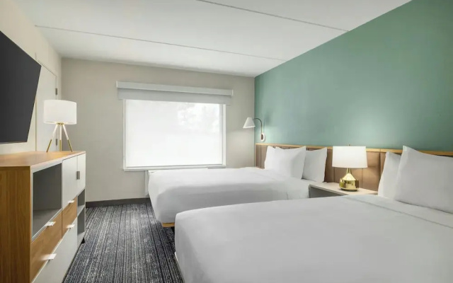 1 Bedroom Accessible Suite