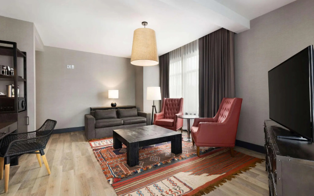 Double Suite