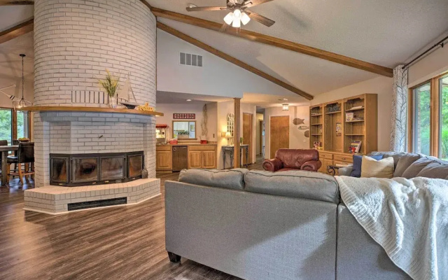 4 Bedrooms Cottage with balcony