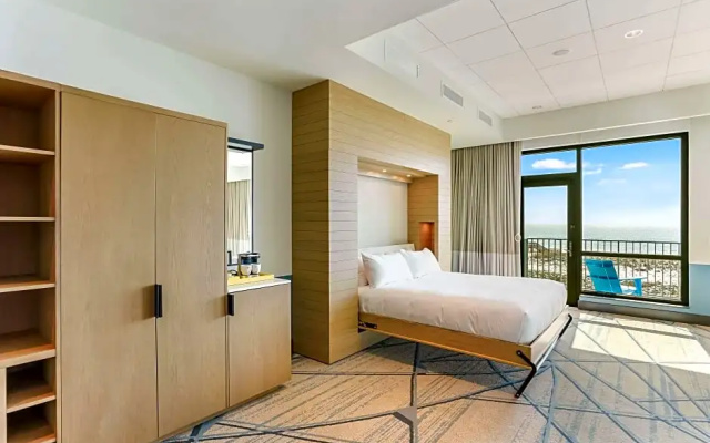 2 Bedrooms Standard room with balcony and with bay view