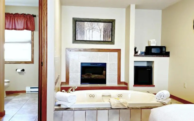 Deluxe Double Cottage