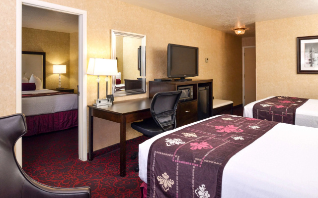 Quadruple Suite