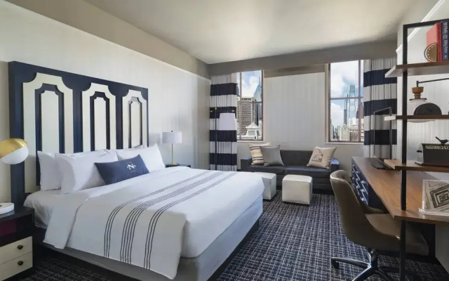 Standard room with city view