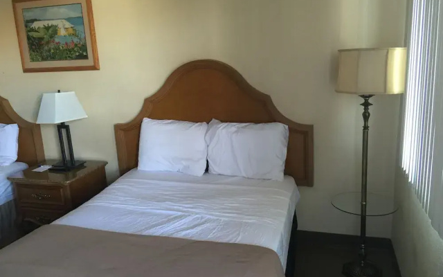 Deluxe Quadruple room