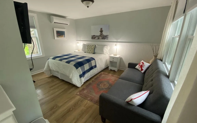 Economy room