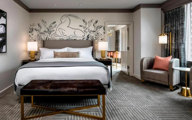 Double Suite with bay view