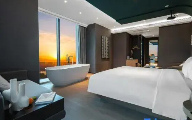 Standard Double room with view