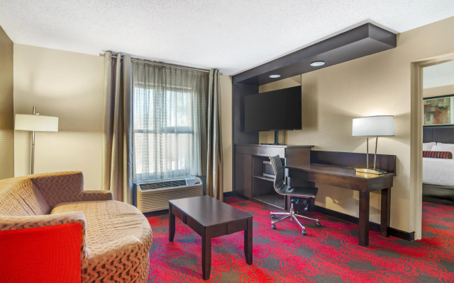 Double Suite