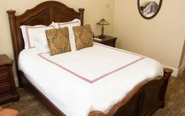1 Bedroom Romance Suite No Air Conditioning