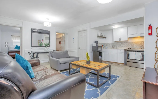 Grand Apartment