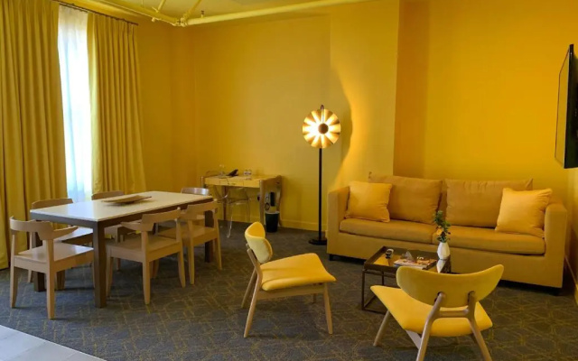 1 Bedroom Suite
