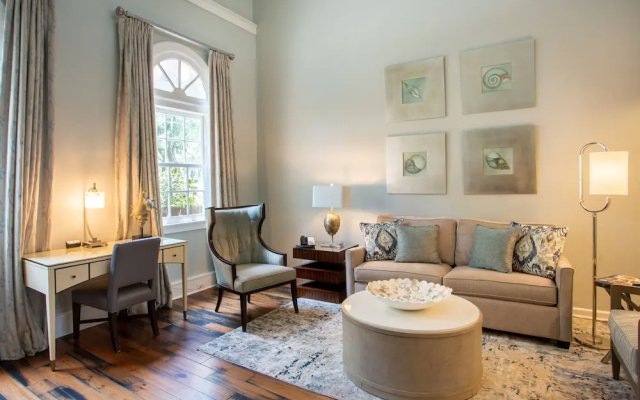 Suite with river view
