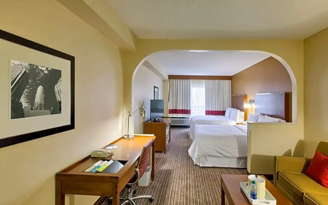 Quadruple Suite with city view