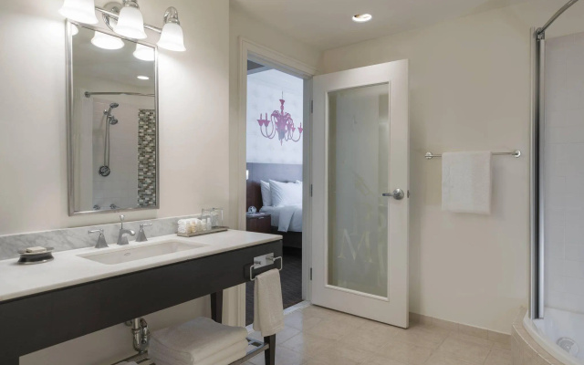 Double Suite