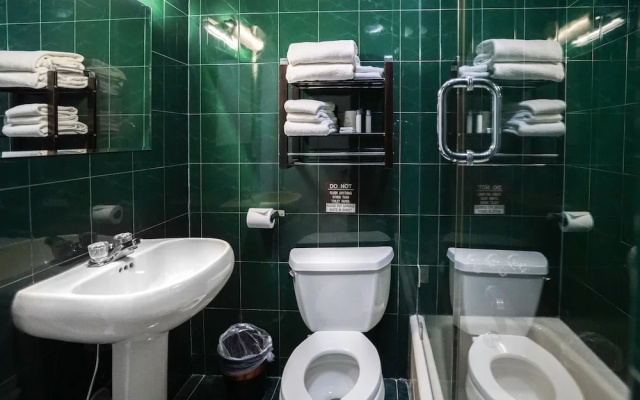 1 Bedroom Standard Triple room