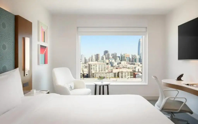 Premier room