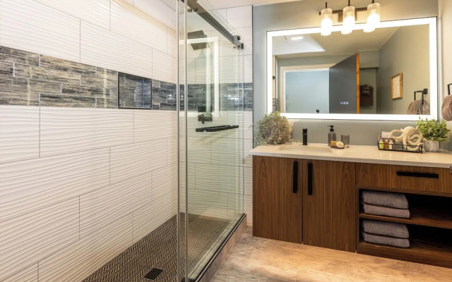2 Bedrooms Suite oceanfront