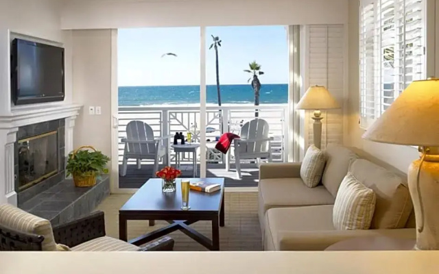 Suite oceanfront