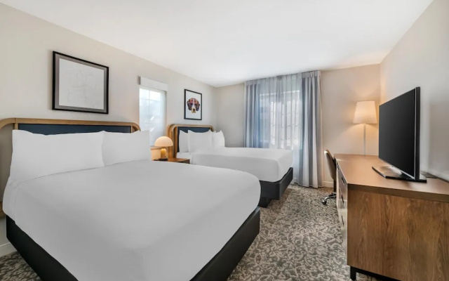 Deluxe Sextuple room