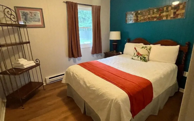 2 Bedrooms Family Cottage with mountain view